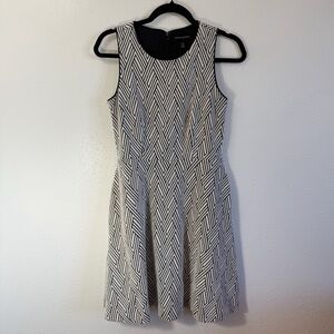 Banana Republic Gray A-Line Mini Dress‎ with Sleeveless Design and Crew Neck